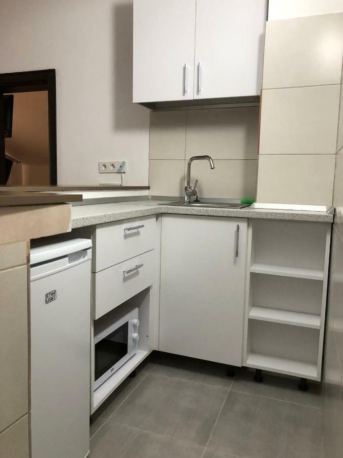 Fast Airport Accomodation Otopeni Esterno foto